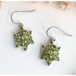 STAUER Signed Natural Peridot  Sterling Silver Star Shaped Vintage Earrings